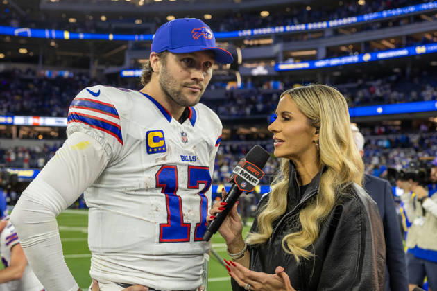 INGLEWOOD, CA - OCTOBER 12: Josh Allen 17 of the Buffalo Bills is interviewed by MNF sideline reporter Laura Rutledge following an NFL, American Football Herren, USA game between the Buffalo Bills and the Los Angeles Rams on October 12, 2026, at SoFi Stadium in Inglewood, California. (Photo by Greg Fiore Icon Sportswire) NFL: OCT 12 Bills at Rams EDITORIAL USE ONLY Icon2610125522