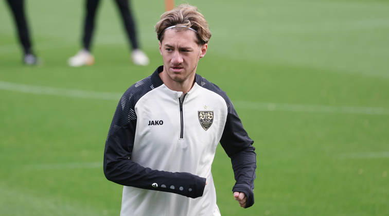 2026.10.13, Deutschland, Stuttgart, Fußball VfB Stuttgart Training, Angelo Stiller