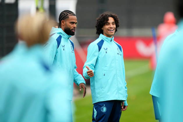 Training Champions League Feyenoord Rotterdam 2026 2027 Rotterdam - Jeremiah St Juste of Feyenoord Rotterdam shares a laugh with Gjivai Zechiel of Feyenoord Rotterdam during a training before the Champions League match against Como 1907. The training is set at Trainingscomplex 1908 on 13 October 2026 in Rotterdam, Netherlands. (Hero Images Yannick Verhoeven) Copyright: xYannickxVerhoevenx