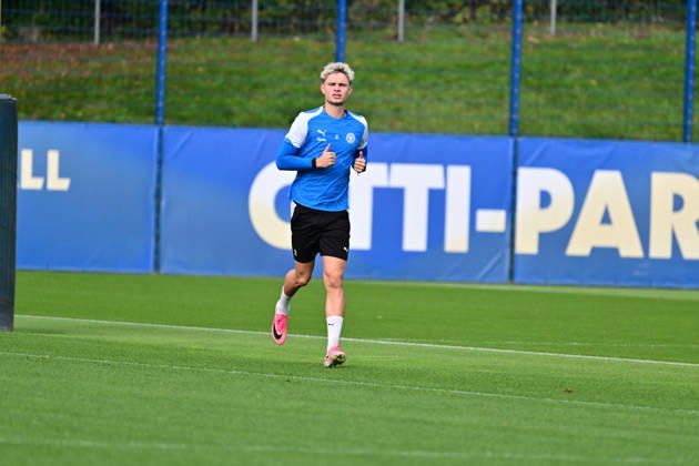 13.10.2026, Fußball, Herren, 2.BL (Bundesliga), Saison 2026 2027, Holstein Kiel Training, KSV Frederik Roslyng im Aufbautraining Kiel, nähe Holstein-Stadion Projensdorf, Trainingszentrum, N Schleswig-Holstein Deutschland