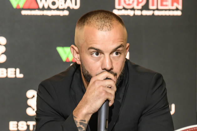 im Bild v.l.: Armend Xhoxhaj – WBO Europe Champion, GER, Magdeburg, SES, Erste Pressekonferenz vor der SES-Box-Gala am Samstag, 14. November 2026, Messe Magdeburg, 13.10.2026, Copyright: HMBxMedia UwexKoch