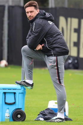 13.10.2026, xrekx, Fussball 1.Bundesliga , SV Elversberg - Training v.l. Vincent Wagner Trainer (SV 07 Elversberg) St. Ingbert