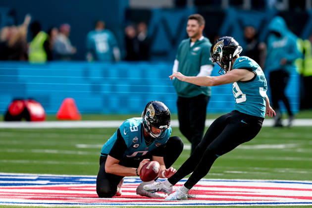 Jacksonville Jaguars v Philadelphia Eagles, International Series Jacksonville Jaguars kicker Cam Little (39) practices kicks before the International Series match between Jacksonville Jaguars and Philadelphia Eagles at Tottenham Hotspur Stadium, London, UK on 11 October 2026. London Tottenham Hotspur Stadium London UK Editorial use only , Copyright: xManjitxNarotrax PSI-24992-0150