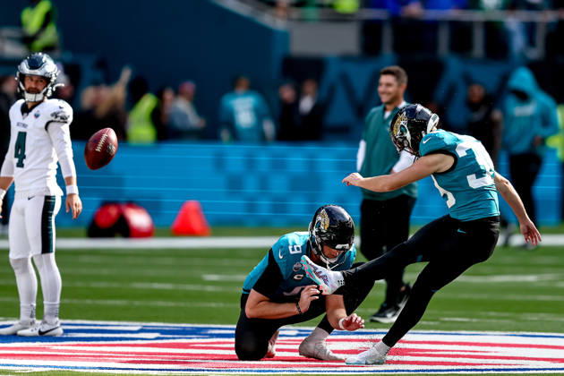Jacksonville Jaguars v Philadelphia Eagles, International Series Jacksonville Jaguars kicker Cam Little (39) practices kicks before the International Series match between Jacksonville Jaguars and Philadelphia Eagles at Tottenham Hotspur Stadium, London, UK on 11 October 2026. London Tottenham Hotspur Stadium London UK Editorial use only , Copyright: xManjitxNarotrax PSI-24992-0151