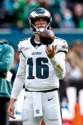 Jacksonville Jaguars v Philadelphia Eagles, International Series Philadelphia Eagles quarterback Tanner McKee (16) before the International Series match between Jacksonville Jaguars and Philadelphia Eagles at Tottenham Hotspur Stadium, London, UK on 11 October 2026. London Tottenham Hotspur Stadium London UK Editorial use only , Copyright: xManjitxNarotrax PSI-24992-0157