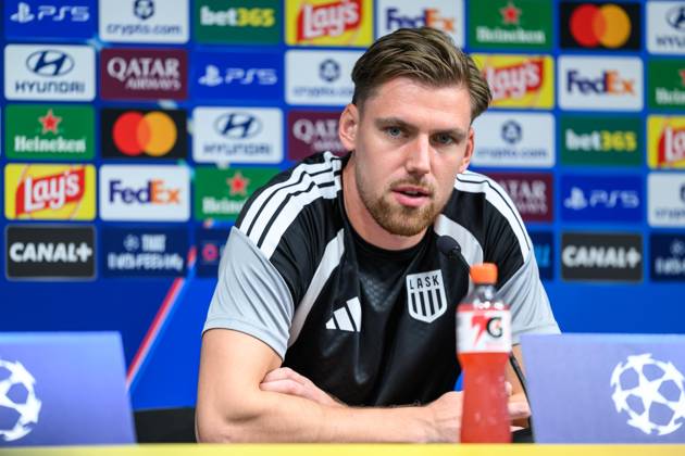 SOCCER - UEFA CL, LASK vs Liverpool LINZ,AUSTRIA,13.OCT.26 - SOCCER - UEFA Champions League, Linzer ASK vs Liverpool FC, preview, press conference, PK, Pressekonferenz LASK. Image shows Kasper Joergensen (LASK).  GEPAxpictures xChristianxMoser