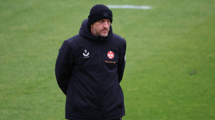 13.10.2026, xrekx, Fussball 2.Bundesliga, 1.FC Kaiserslautern - Training v.l. Torsten Lieberknecht Trainer (1.FC Kaiserslautern) Kaiserslautern