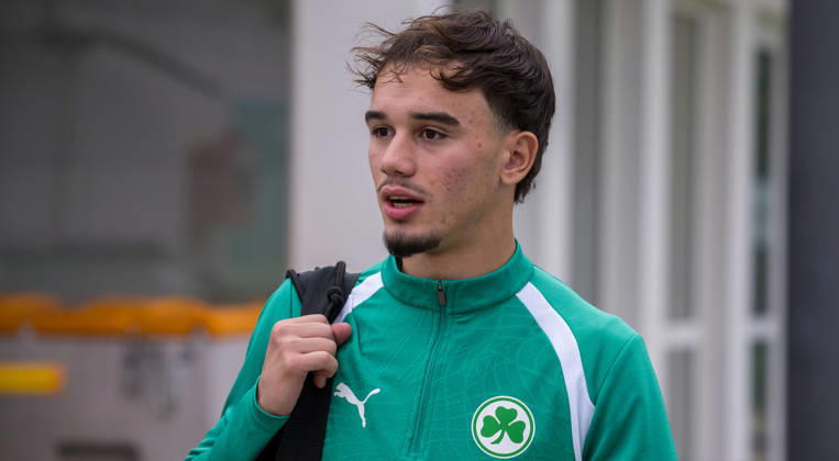 13.10.2026 - Fussball - 2. Bundesliga - Saison 2026 2027 - SpVgg Greuther Fürth Fuerth ( Kleeblatt ) - Training - - xwoxzix - Olgherto Balliu (45, SpVgg Greuther Fürth )