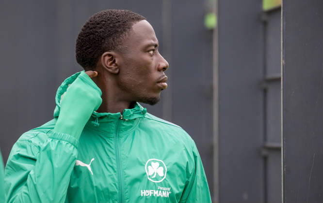 13.10.2026 - Fussball - 2. Bundesliga - Saison 2026 2027 - SpVgg Greuther Fürth Fuerth ( Kleeblatt ) - Training - - xwoxzix - Omar Sillah (42, SpVgg Greuther Fürth )