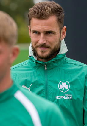 13.10.2026 - Fussball - 2. Bundesliga - Saison 2026 2027 - SpVgg Greuther Fürth Fuerth ( Kleeblatt ) - Training - - xwoxzix - Dennis Srbeny (7, SpVgg Greuther Fürth )