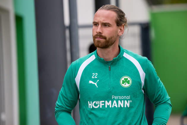 13.10.2026 - Fussball - 2. Bundesliga - Saison 2026 2027 - SpVgg Greuther Fürth Fuerth ( Kleeblatt ) - Training - - xwoxzix - Jannis Heuer (22, SpVgg Greuther Fürth )