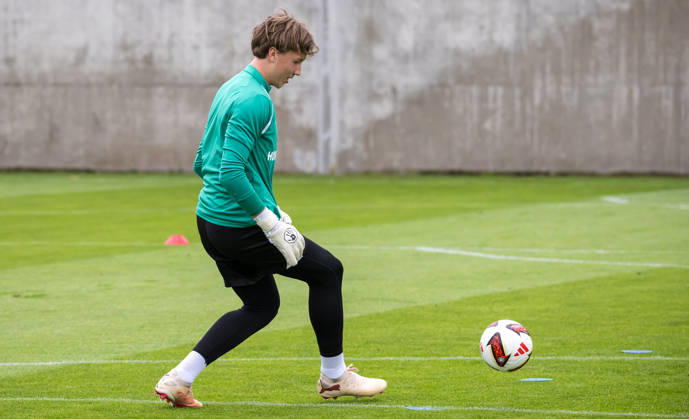 13.10.2026 - Fussball - 2. Bundesliga - Saison 2026 2027 - SpVgg Greuther Fürth Fuerth ( Kleeblatt ) - Training - - xwoxzix - Liam Wein ( U17, U 17 SpVgg )