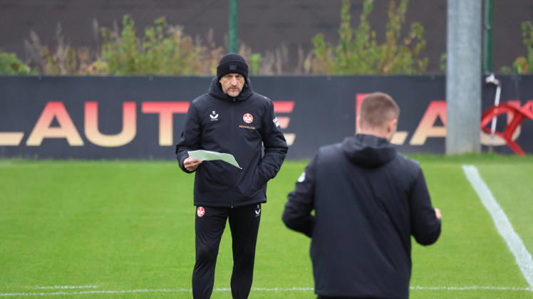 13.10.2026, xrekx, Fussball 2.Bundesliga, 1.FC Kaiserslautern - Training v.l. Torsten Lieberknecht Trainer (1.FC Kaiserslautern) Kaiserslautern