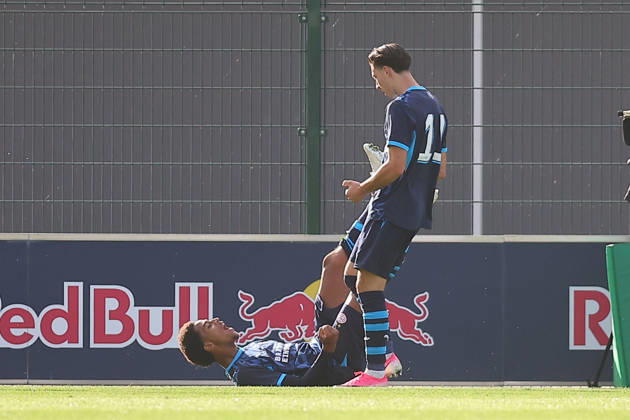 RB Leipzig U19 - PSV Eindhoven U19 UEFA Youth League Leipzig, 13.10.2026, Trainingszentrum am Cottaweg, Fußball, Saison 2026 2027, U19 Junioren, UEFA Youth League, 2. Spieltag , RB Leipzig U19 - PSV Eindhoven U19 1:6 (1:1) , Im Bild: Tor für Eindoven, Torjubel nach dem 1:2, Torschütze Austyn Jones (9 , Eindhoven) , Nur für journalistische Zwecke! For editorial use only! , UEFA regulations prohibit any use of photographs as image sequences and or quasi-video. ,