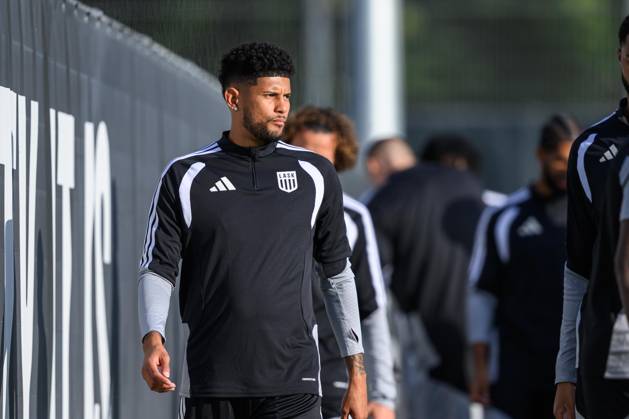 SOCCER - UEFA CL, LASK vs Liverpool LINZ,AUSTRIA,13.OCT.26 - SOCCER - UEFA Champions League, Linzer ASK vs Liverpool FC, preview, training LASK. Image shows Andres Andrade (LASK).  GEPAxpictures xChristianxMoser