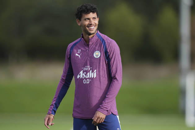Manchester City Training, Champions League Matheus Nunes of Manchester City stretches during the training session ahead of UEFA Champions League matchday 2 vs Paris Saint-Germain, Manchester City at Joie Stadium, Etihad Campus, Manchester, England on 13 October 2026 Credit: Steve Flynn Every Second Media Editorial use only. All images are copyright Every Second Media Limited. No images may be reproduced without prior permission. Copyright: xIMAGO EveryxSecondxMediax ESM-2218-0111 StevexFlynnx xEveryxSecondxMediax