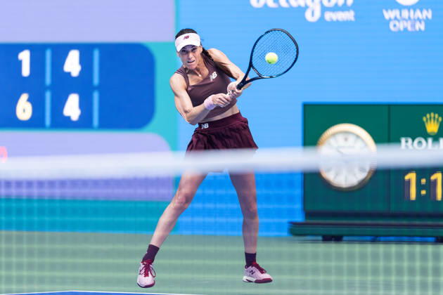 2026 WTA, Tennis Damen Wuhan Open in Wuhan, China- 13 Oct 2026 Sorana Cirstea of Romania seen in action with Hanyu Guo of China (Not in view) during the Wuhan Open final match at the Optics Valley International Tennis Center. Hanyu Guo defeated Sorana Cirstea with a score of 1-6, 7-6, 7-5. Wuhan China Copyright: xRenxYongx xSOPAxImagesx DSC06345