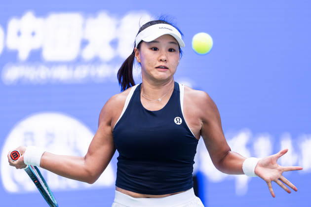 October 13, 2026, Wuhan, Hubei, China: Hanyu Guo of China seen in action with Sorana Cirstea of Romania ( not in view) during the Wuhan Open final match at the Optics Valley International Tennis Center. Hanyu Guo defeated Sorana Cirstea with a score of 1-6, 7-6, 7-5. 2026 WTA, Tennis Damen Wuhan Open In Wuhan, China- 13 Oct 2026  - ZUMAs197 20261013_aaa_s197_098 Copyright: xRenxYongx