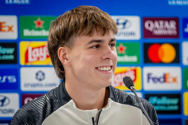 SLOVAN BRATISLAVA - STUTTGART Leo Sauer of Stuttgart speaks during press conference, PK, Pressekonferenz ahead of the matchday 2 of League phase round of UEFA Champions league football match between SK Slovan Bratislava and VfB Stuttgart at Narodny futbalovy stadion National football stadium Tehelne Pole. Bratislava, Slovakia, October 14, 2026. Copyright: xx 080A8123