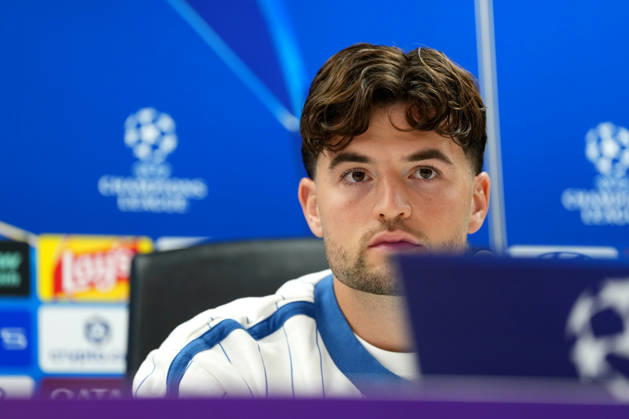 press conference, PK, Pressekonferenz Champions League Como 1907 2026 2027 Rotterdam - Martin Baturina of Como 1907 looks on during a press conference before the Champions League match against Feyenoord Rotterdam. The press conference is set at Stadion Feijenoord on 13 October 2026 in Rotterdam, Netherlands. (Hero Images Yannick Verhoeven) Copyright: xYannickxVerhoevenx