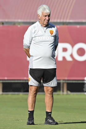 IPA89639244 - Gian Piero Gasperini, head coach of AS Roma, during the UEFA Champions League soccer match between AS Roma and Real Madrid, at a press conference, PK, Pressekonferenz and training session at the Trigoria Training Center on October 13, 2026, in Rome, Italy. During the AS Roma press conference for the UEFA Champions League soccer match in Rome, Italy, on October 13, 2026 Copyright: xRobertoxRamaccia IPAxSportx xx IPA89639244 IPA89639244