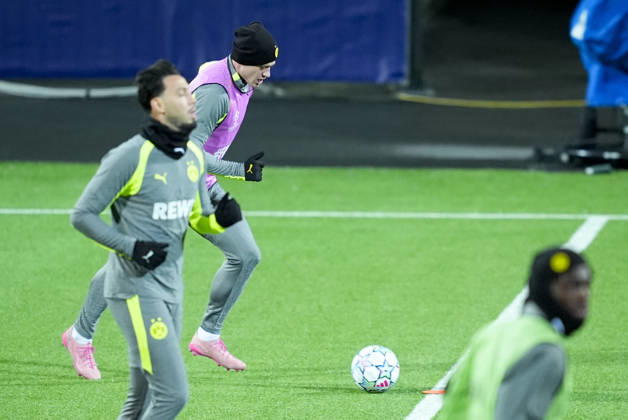 Champions League Bodo Glimt Borussia Dortmund Bodo 20261013 Julian Ryerson and Borussia Dortmund train at Aspmyra Stadium, the day of the Champions League soccer match between Bodo Glimt and Borussia Dortmund. Photo: Terje Pedersen, NTB, Bodo, Norway. EDITORIAL USE ONLY. RESTRICTED USE FOR BETTING COMPANIES.  Copyright: xTerjexPedersenx xNTBx