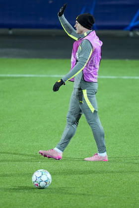 Champions League Bodo Glimt Borussia Dortmund Bodo 20261013 Julian Ryerson and Borussia Dortmund train at Aspmyra Stadium, the day of the Champions League soccer match between Bodo Glimt and Borussia Dortmund. Photo: Terje Pedersen, NTB, Bodo, Norway. EDITORIAL USE ONLY. RESTRICTED USE FOR BETTING COMPANIES.  Copyright: xTerjexPedersenx xNTBx