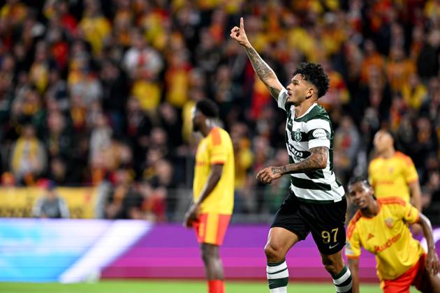 261013 RC Lens vs Sporting CP Luis Suarez (97) of Sporting CP celebrates after scoring the 0-1 goal during the Uefa Champions League matchday 2 game in the League phase in season 2026 - 2027 between Racing Club de Lens and Sporting CP Lisbon on October 13 , 2026 in Lens, France. (Photo by David Catry Sportpix) Lens Stade Bollaert Delelis France  Copyright: xSportpixxDavidxCatryx