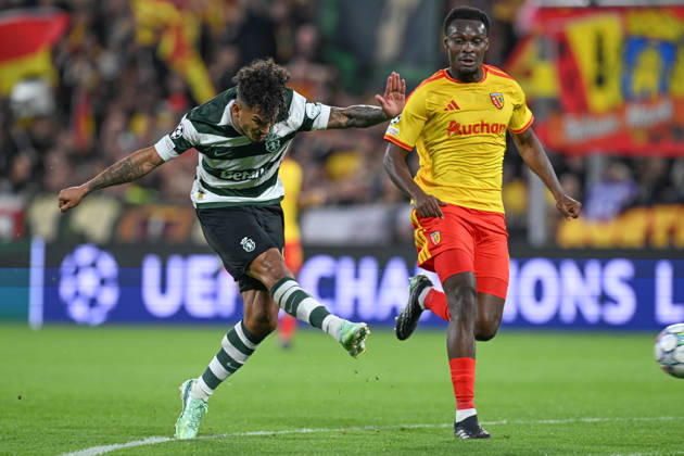 261013 RC Lens vs Sporting CP Luis Suarez (97) of Sporting CP pictured in action with defending Samson Baidoo (6) of RC Lens during the Uefa Champions League matchday 2 game in the League phase in season 2026 - 2027 between Racing Club de Lens and Sporting CP Lisbon on October 13 , 2026 in Lens, France. (Photo by David Catry Sportpix) Lens Stade Bollaert Delelis France  Copyright: xSportpixxDavidxCatryx