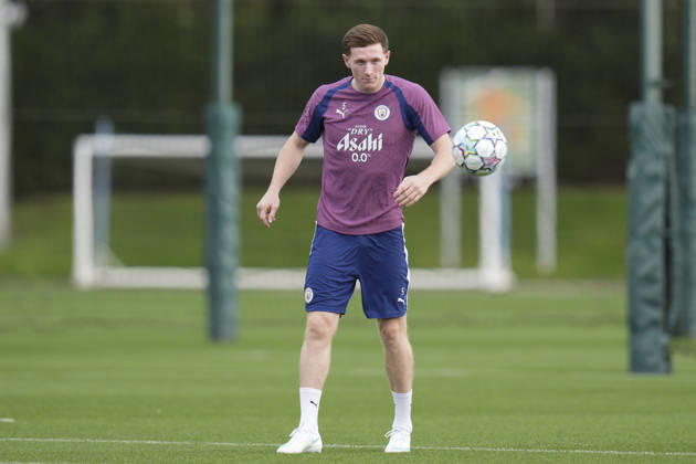 Manchester City Training, Champions League Elliot Anderson of Manchester City warms up during the training session ahead of UEFA Champions League matchday 2 vs Paris Saint-Germain, Manchester City at Joie Stadium, Etihad Campus, Manchester, England on 13 October 2026 Credit: Steve Flynn Every Second Media Editorial use only. All images are copyright Every Second Media Limited. No images may be reproduced without prior permission. Copyright: xIMAGO EveryxSecondxMediax ESM-2218-0164 StevexFlynnx xEveryxSecondxMediax