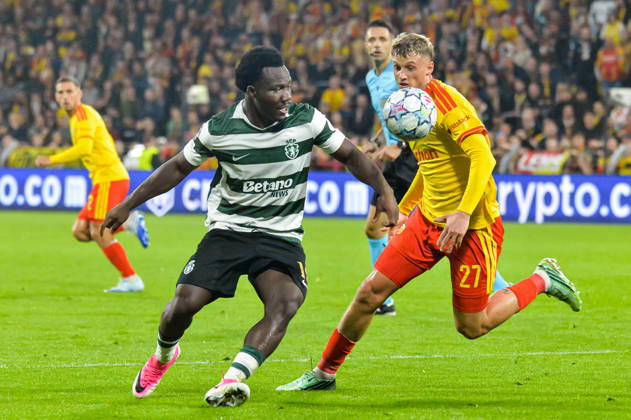 FOOTBALL : RC Lens vs Sporting Club Portugal - Ligue des Champions - Phase de Ligue - Journée 2 - 13 10 2026 Nestory Irankunda (Sporting Club Portugal) Michael Cuisance (RC Lens) LensFrance  Copyright: xBaptistexAutissierx