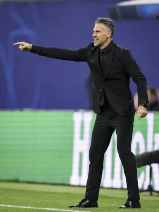 LEIPZIG - (lr) RB Leipzig coach Martin Demichelis during the UEFA Champions League match between RB Leipzig and PSV Eindhoven at the RB Arena on October 13, 2026 in Leipzig, Germany. MAURICE VAN STEEN ANP xVIxANPxSportx xxANPxIVx 572345604 originalFilename: 572345604.jpg