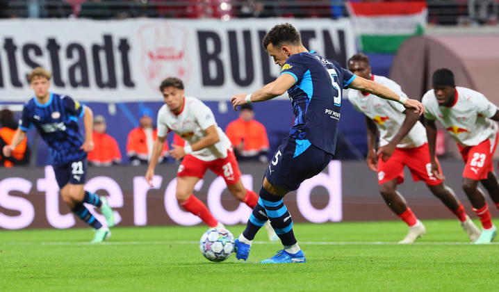 RB Leipzig - PSV Eindhoven Champions League Leipzig, 13.10.2026, Red Bull Arena, UEFA Champions League , RBLeipzig (GER) vs. PSV Eindhoven (NED) , Im Bild : Ivan Perisic ( 5, PSV) vergibt einen Elfmeter ,