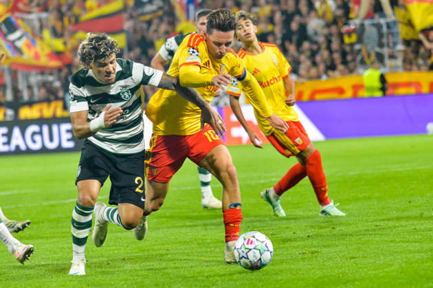 FOOTBALL : RC Lens vs Sporting Club Portugal - Ligue des Champions - Phase de Ligue - Journée 2 - 13 10 2026 Maxi Araujo (Sporting Club Portugal) Florian Thauvin (RC Lens) LensFrance  Copyright: xBaptistexAutissierx