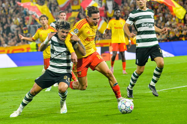 FOOTBALL : RC Lens vs Sporting Club Portugal - Ligue des Champions - Phase de Ligue - Journée 2 - 13 10 2026 Maxi Araujo (Sporting Club Portugal) Florian Thauvin (RC Lens) LensFrance  Copyright: xBaptistexAutissierx