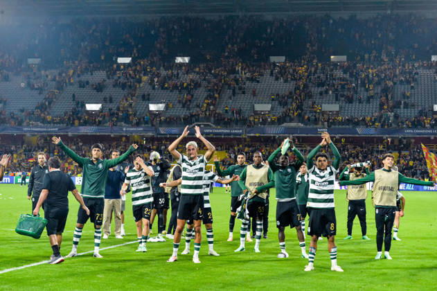 FOOTBALL : RC Lens vs Sporting Club Portugal - Ligue des Champions - Phase de Ligue - Journée 2 - 13 10 2026 Joie des joueurs du Sporting CP apres la victoire contre Lens LensFrance  Copyright: xBaptistexAutissierx