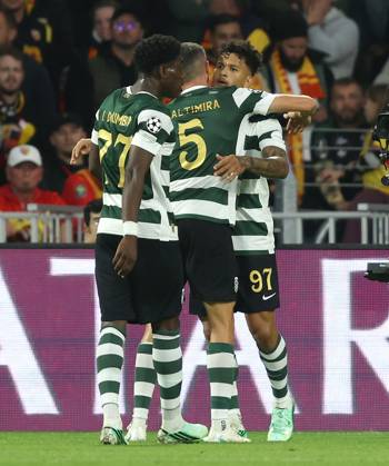 UEFA Champions League - RC Lens v Sporting Club de Portugal LENS, FRANCE, OCTOBER 13: GOAL 1-0, Luis Suarez of Sporting CP goal celebration with Sergi Altimira of Sporting CP after scoring a goal to put Sporting Club de Portugal 1-0 ahead during the UEFA Champions League 2026 27 League Phase MD2 match between RC Lens and Sporting Club de Portugal at Stade Bollaert-Delelis on October 13, 2026 in Lens, France. (Photo by Daniel Weir) Lens Stade Bollaert-Delelis France Copyright: xDanielxWeir SportsxPressxPhotox Sportspressphoto_SPR254518