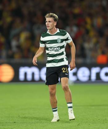 UEFA Champions League - RC Lens v Sporting Club de Portugal LENS, FRANCE, OCTOBER 13: Jesse Derry of Sporting CP during the UEFA Champions League 2026 27 League Phase MD2 match between RC Lens and Sporting Club de Portugal at Stade Bollaert-Delelis on October 13, 2026 in Lens, France. (Photo by Daniel Weir) Lens Stade Bollaert-Delelis France Copyright: xDanielxWeir SportsxPressxPhotox Sportspressphoto_SPR254531