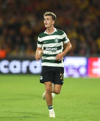 UEFA Champions League - RC Lens v Sporting Club de Portugal LENS, FRANCE, OCTOBER 13: Jesse Derry of Sporting CP during the UEFA Champions League 2026 27 League Phase MD2 match between RC Lens and Sporting Club de Portugal at Stade Bollaert-Delelis on October 13, 2026 in Lens, France. (Photo by Daniel Weir) Lens Stade Bollaert-Delelis France Copyright: xDanielxWeir SportsxPressxPhotox Sportspressphoto_SPR254539