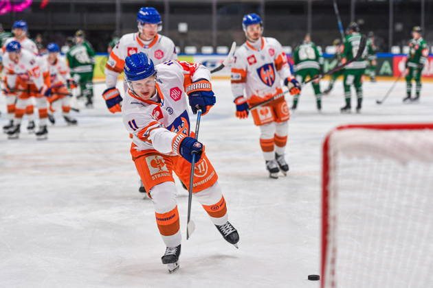 2026.10.13 Tychy Hokej na lodzie Hokejowa Liga Mistrzow Sezon 2026 2027 GKS Tychy - Tappara Tampere N z Kasper Simontaival Foto Marcin Bulanda PressFocus 2026.10.13 Tychy Ice hockey, Eishockey Champions Hockey League Season 2026 2027 GKS Tychy - Tappara Tampere Kasper Simontaival Credit: Marcin Bulanda PressFocus NEWSPIX.PL --- newspix.pl 