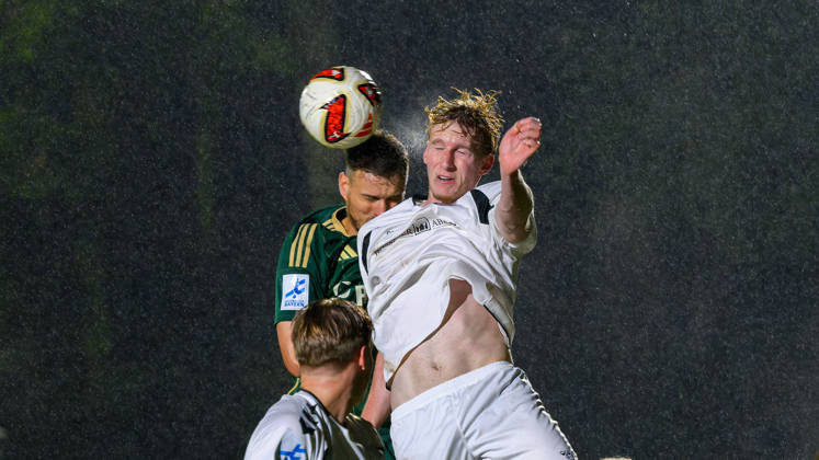 13.10.2026 - Fussball - Saison 2026 2027 - Regionalliga Bayern - 14. Spieltag: SC Eltersdorf - SV Wacker Burghausen - JoTe - xjoxtex - Sebastian Marx (28, SC Eltersdorf ) Luca Lechner (13, SV Wacker Burghausen )