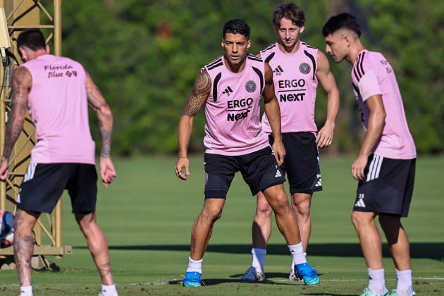 FORT LAUDERDALE, FL - OCTOBER 13: Inter Miami CF forward Luis Suarez (9) is seen during an Inter Miami Training Session at Florida Blue Training Center on October 13, 2026 in Fort Lauderdale, Florida. (Photo by Chris Arjoon Icon Sportswire) SOCCER: OCT 13 Inter Miami CF Training EDITORIAL USE ONLY Icon2610130000048