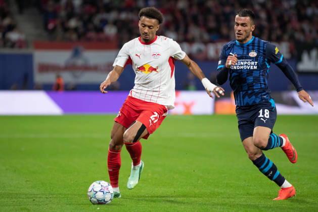 UEFA Champions League: RB Leipzig vs. PSV Eindhoven, 13.10.26 Tidiam Gomis (27, RB Leipzig) vor Filip Kostic (18, PSV Eindhoven) am Ball. Fußball, UEFA Champions League, Saison 2026 2027: RB Leipzig vs. PSV Eindhoven am 13.10.2026 in der Red Bull Arena, Leipzig. Copyright: xBEAUTIFULxSPORTS JanxKaeferx