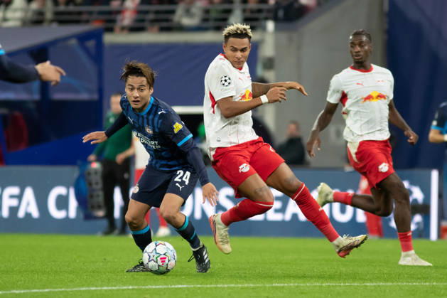 UEFA Champions League: RB Leipzig vs. PSV Eindhoven, 13.10.26 Kodai Sano (24, PSV Eindhoven) gegen Antonio Nusa (7, RB Leipzig). Fußball, UEFA Champions League, Saison 2026 2027: RB Leipzig vs. PSV Eindhoven am 13.10.2026 in der Red Bull Arena, Leipzig. Copyright: xBEAUTIFULxSPORTS JanxKaeferx