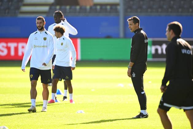 Royale Union Saint-Gilloise v Real Sociedad de Futbol - UEFA Europa League Media Activities 14 10 2026 LEUVEN, BELGIUM - OCTOBER 14 : Hubert David head coach of Royale Union Saint-Gilloise pictured during a training session ahead of the UEFA Europa League 2026 27 League Phase matchday 2 match between Royale Union Saint-Gilloise and Real Sociedad de Futbol on October 14, 2026 in Leuven, Belgium, 14 10 2026 Leuven Belgium  Copyright: xVincentxKalutx