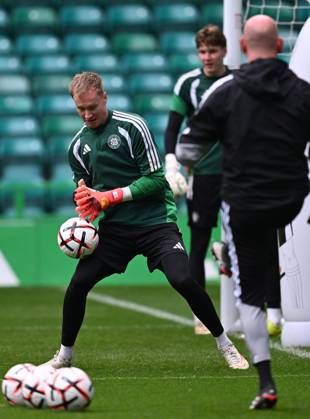 Viljami Sinisalo of Celtic training this morning. Celtic FC Team Training, Football, Celtic Park, Parkhead, Glasgow, Scotland, UK - 14 Oct 2026Glasgow Celtic Park Scotland United Kingdom  Copyright: xMarkxRunnacles Shutterstockx 17214007f