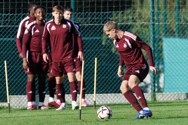 Anderlecht s Oliver Antman pictured in action during a training session of Belgian soccer team RSC Anderlecht, Wednesday 14 October 2026 in Brussels. The team is preparing for the second match of the UEFA Europa League league phase against Croatian GNK Dinamo Zagreb tomorrow. KURTxDESPLENTER  x189777765x