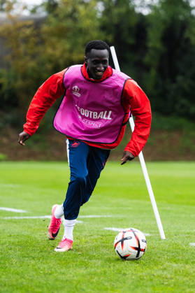 SOCCER - UEFA EL, RBS vs Milan SALZBURG,AUSTRIA,14.OCT.26 - SOCCER - UEFA Europa League, Red Bull Salzburg vs AC Milan, preview, training RBS. Image shows Abubakr Barry (RBS).  GEPAxpictures xJulioxArellano