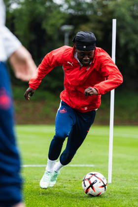 SOCCER - UEFA EL, RBS vs Milan SALZBURG,AUSTRIA,14.OCT.26 - SOCCER - UEFA Europa League, Red Bull Salzburg vs AC Milan, preview, training RBS. Image shows Edmund Baidoo (RBS).  GEPAxpictures xJulioxArellano