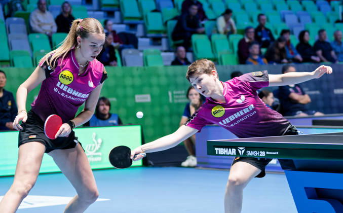 Nina Mittelham ttc berlin eastside-Annett Kaufmann SV DJK Kolbermoor Germany (foto-ms5334) bei den Tischtennis-Europameisterschaften in Ljubljana, Slowenien LJUBLJANA, SLOWENIEN - 14. OKTOBER 2026: Nina Mittelham ttc berlin eastside-Annett Kaufmann SV DJK Kolbermoor Germany (foto-ms5334) erreichen im Doppel das Viertelfinale bei den Tischtennis-Europameisterschaften in der Stozice Arena, Ljubljana, Slowenien Ljubljana Stozice Arena Slovenia